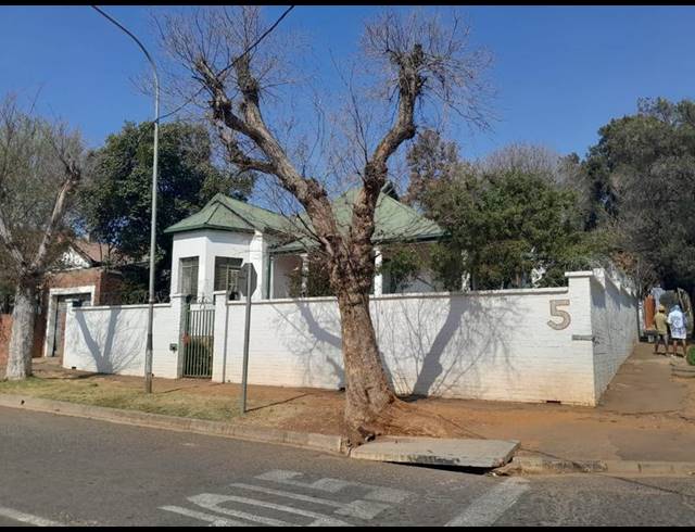 3 BEDROOM HOUSE FOR SALE IN TROYEVILLE